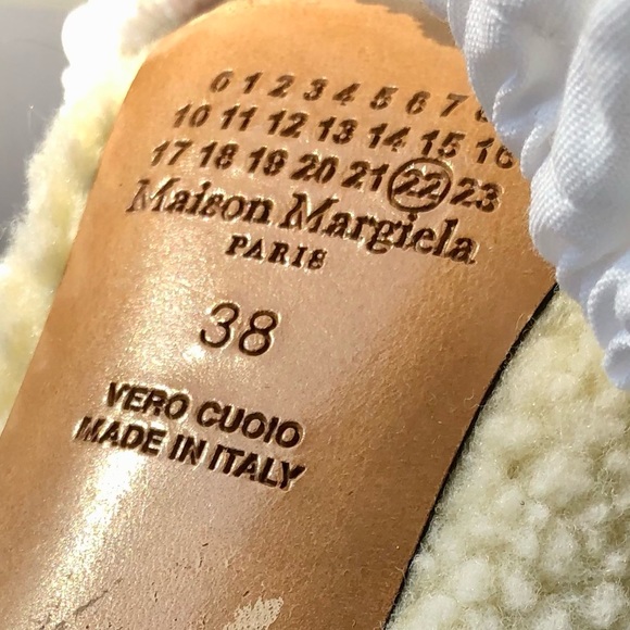 Maison Margiela Fuzzy Faux Fur Pumps - Picture 7 of 10